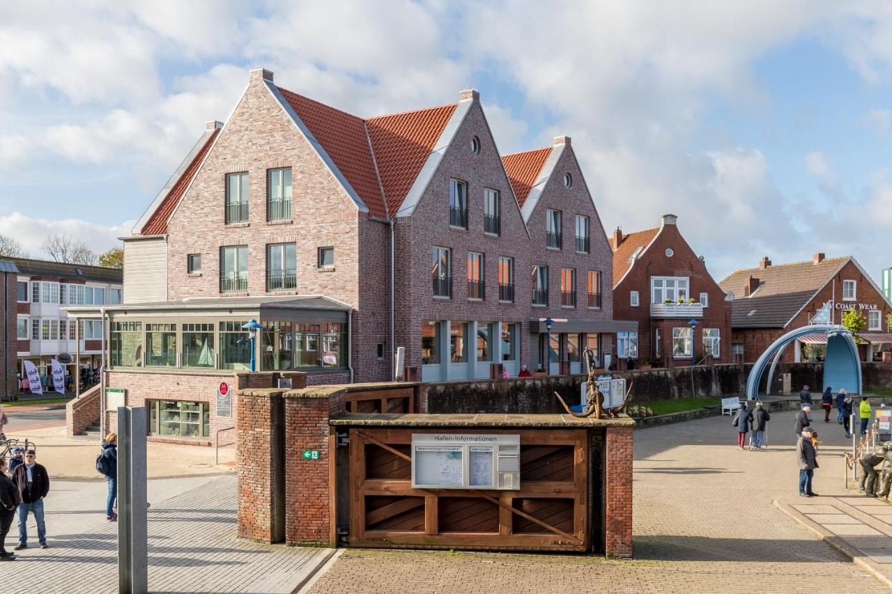 Mingers Hotel Neuharlingersiel Eksteriør bilde